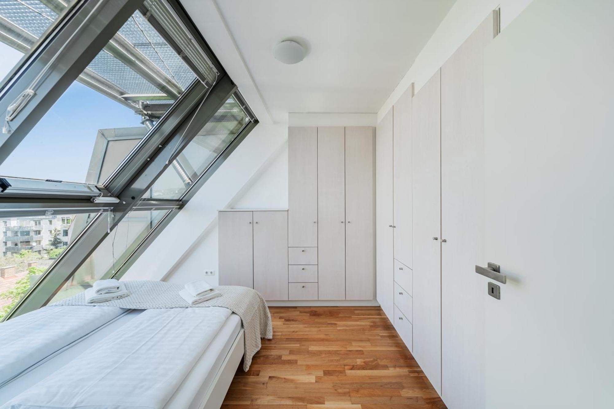 Apartments Next To Schoenbrunn - Free Parking !!! Відень Екстер'єр фото